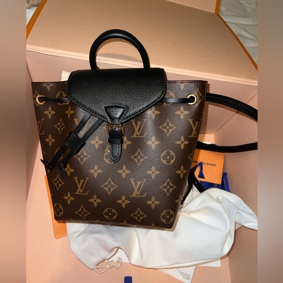 LOUIS VUITTON
Montsouris BB Monogram Canvas Backpack Black - Picture 3 of 10